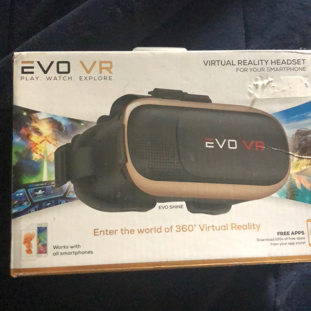 EVO Virtual Reality Headset for smartphones